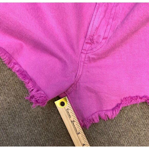 Lucky Brand Shorts Womens 12/31 Mid Rise Cut-Off Pink Denim Beach Pool Summer - Picture 6 of 10